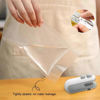 🎁 Upgraded Mini Bag Sealer – Seal & Cut Freshness in Seconds